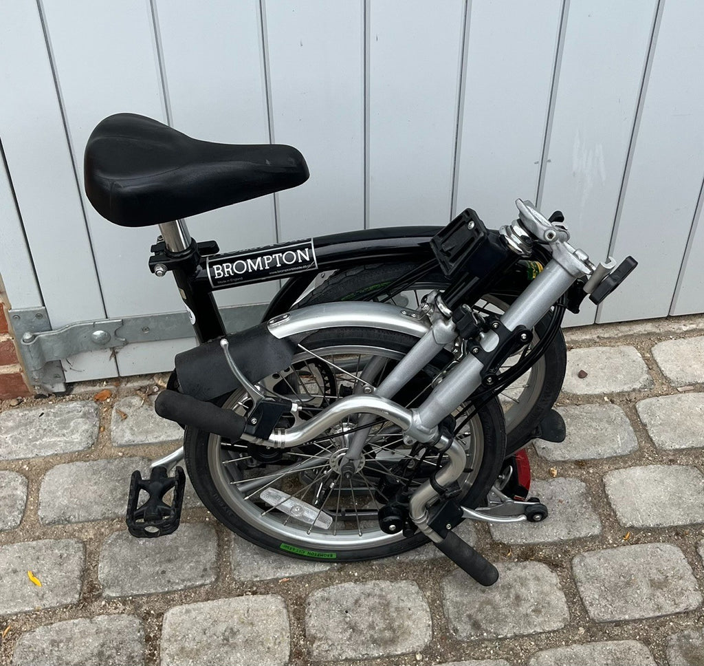 BROMPTON M6R-Plus - Black 6-gear Folding Bike with rear rack
