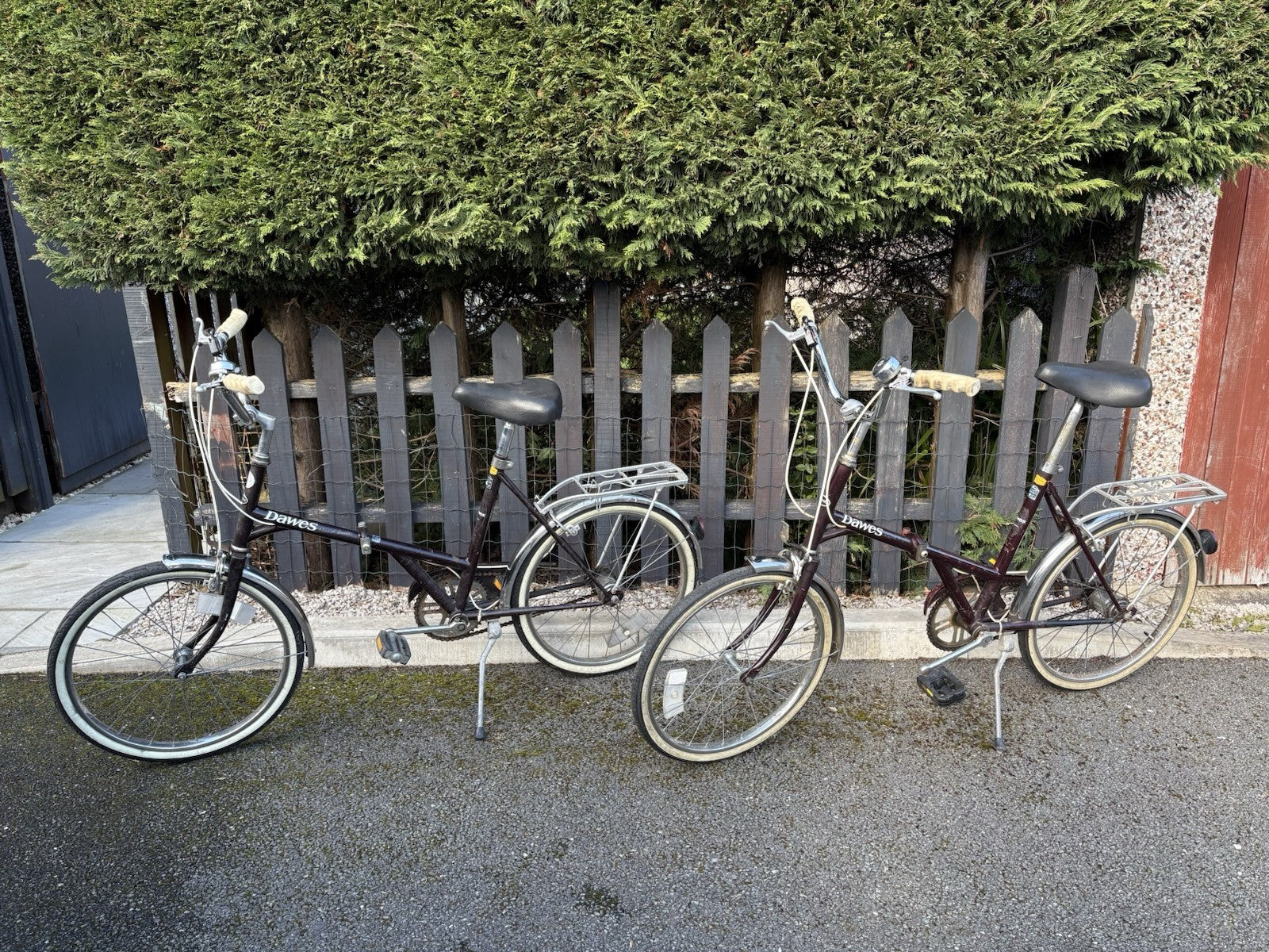 2 Dawes kingpin folding Bikes