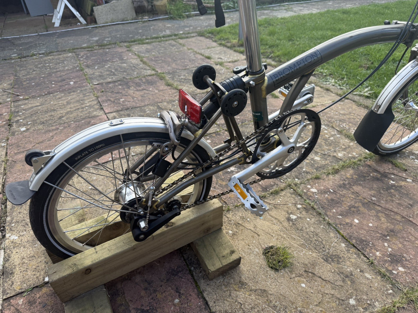 2015 Brompton S3L Folding Bike 3-Speed, Grey Including Carry Bag and Case.