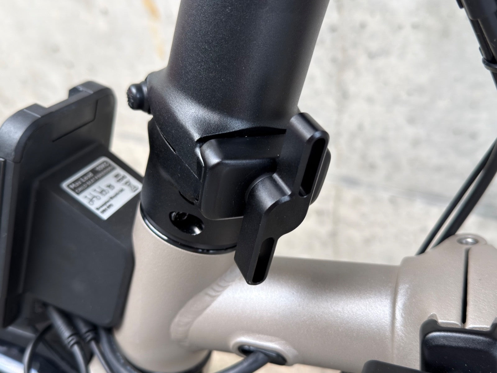 Brompton G Line with Superoll & Handlebar control E-Motiq System 4 speed & extra
