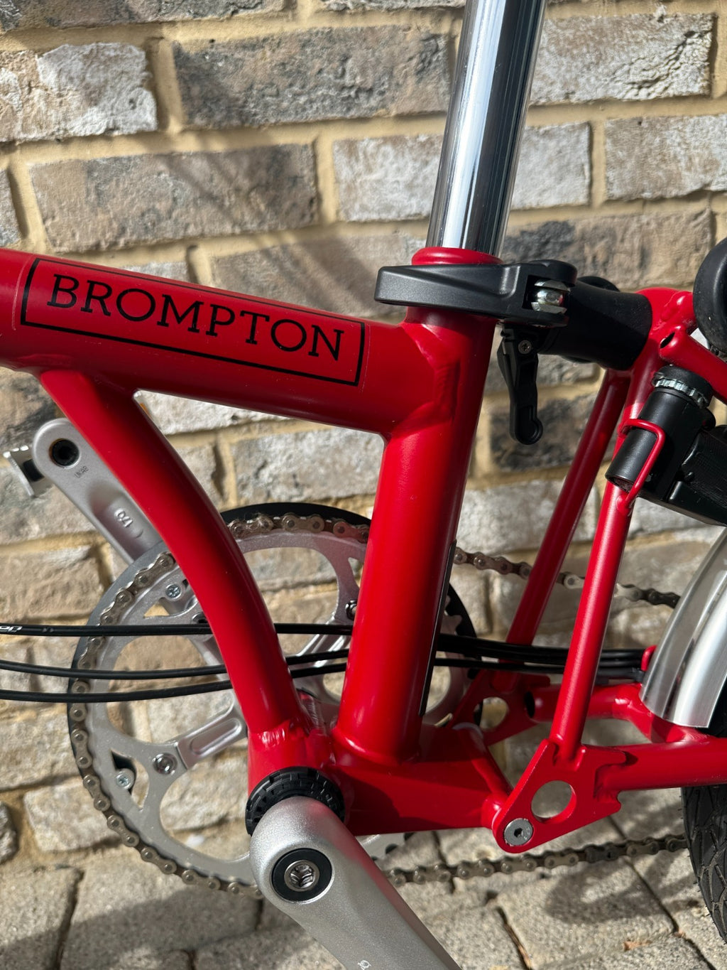 Brompton House Red C Line Explore Mid M6L - WORLDWIDE SHIPPING - A+ Condition