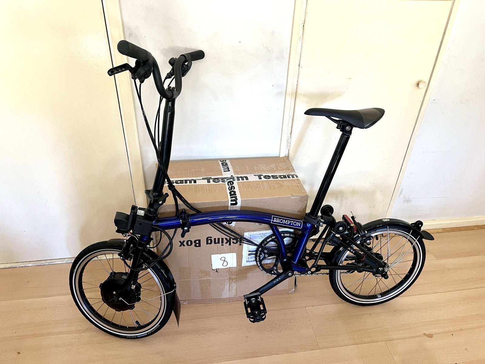 Brompton Elec C Line Explore 6 Speed - Bolt Blue / Black New