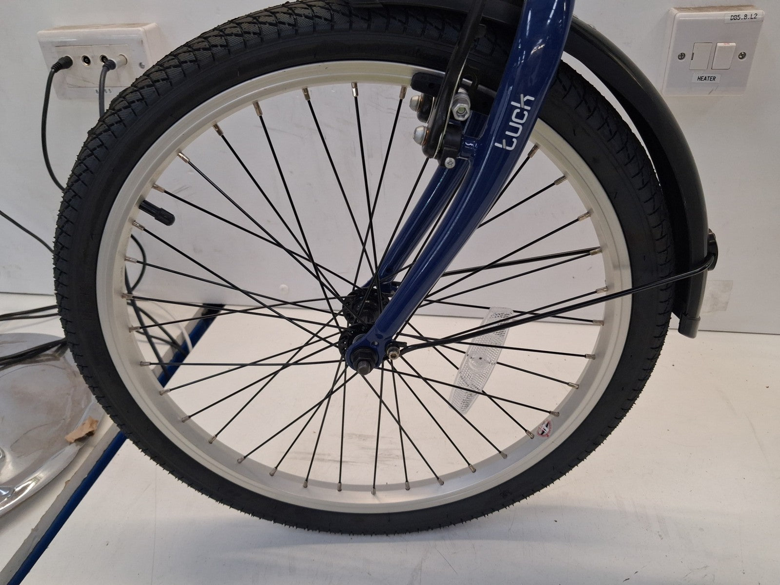 Apollo Tuck Single Speed 20'' Wheel One-Size Lightweight Folding Bike - Blue A