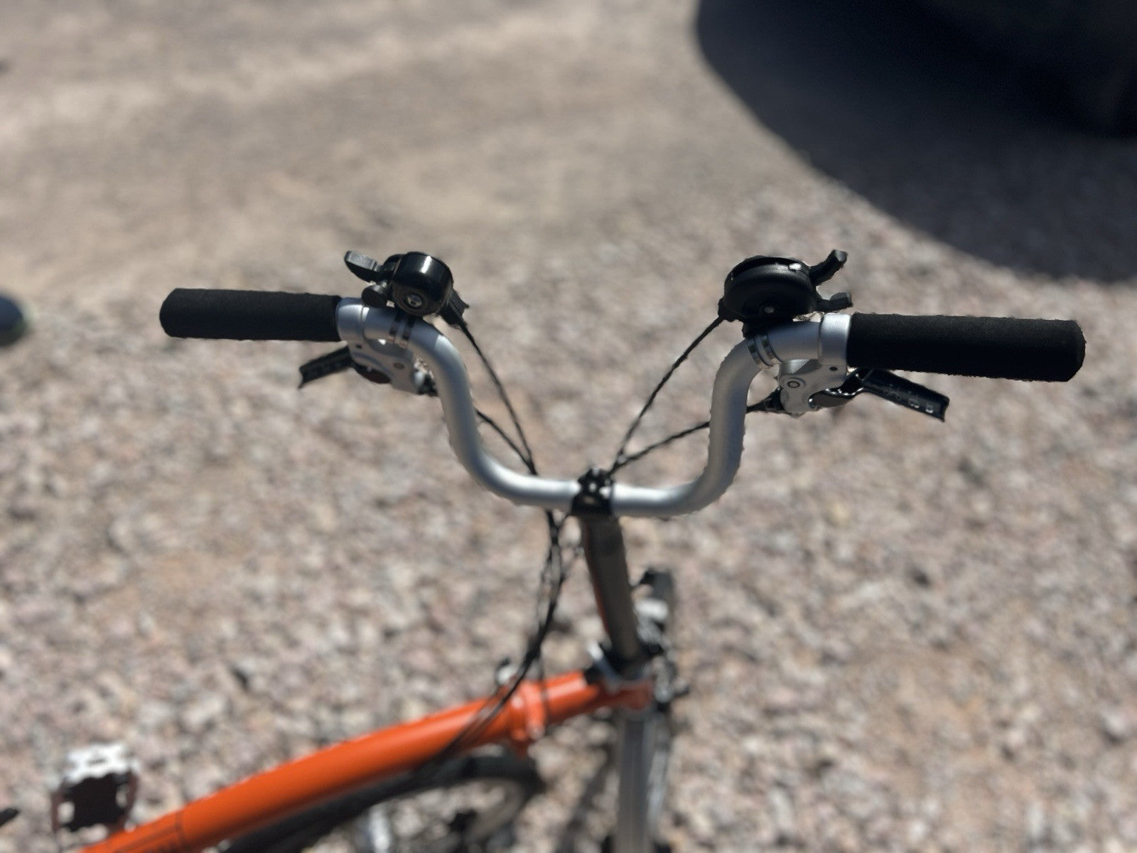 Brompton M6L (2013) Bright Orange + Brooks Saddle + Storage bag - Hardly Used