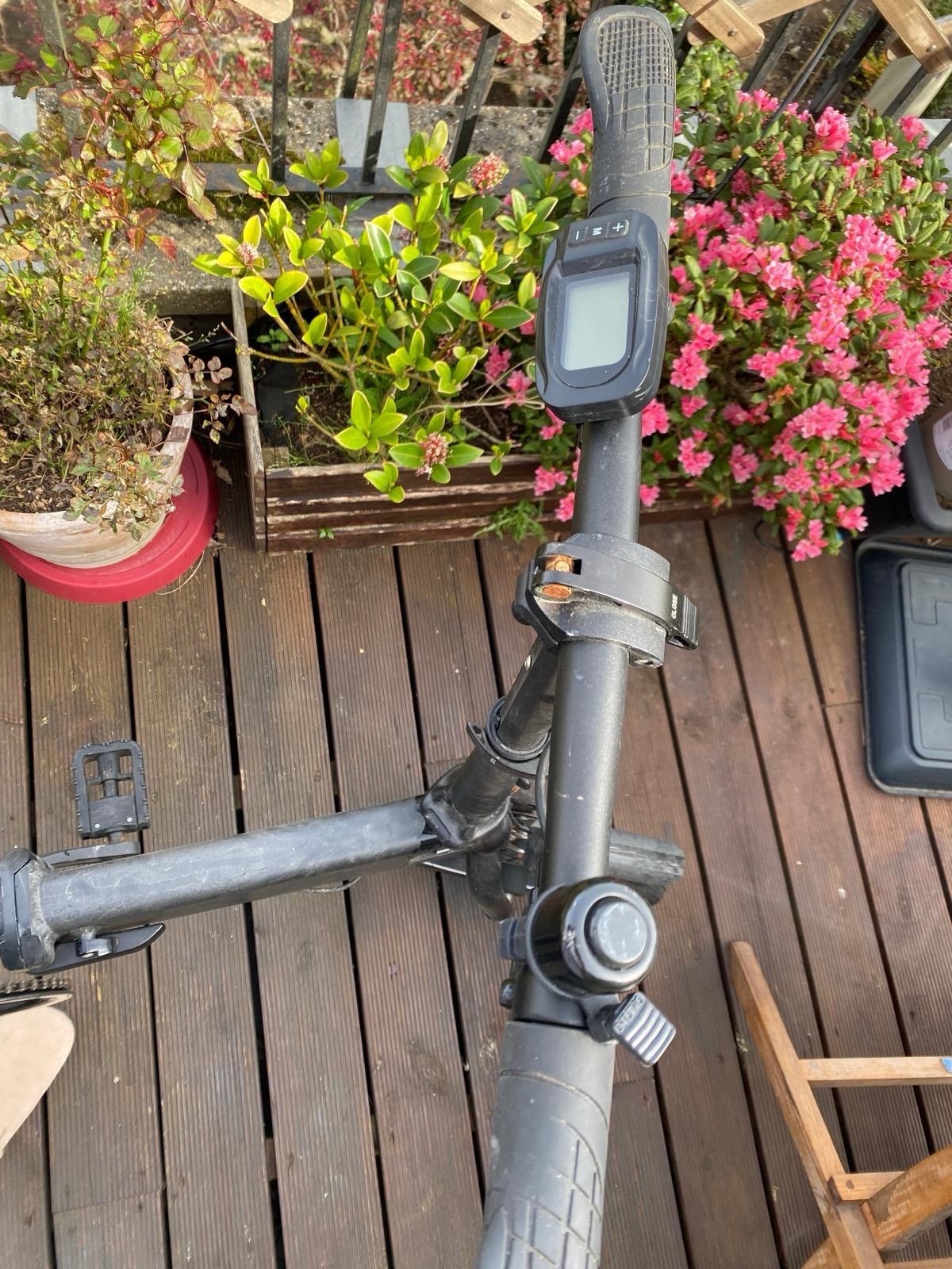 Whirlwind Foldable Bike 14in Black 250W 25km/h Mechanical Disc
