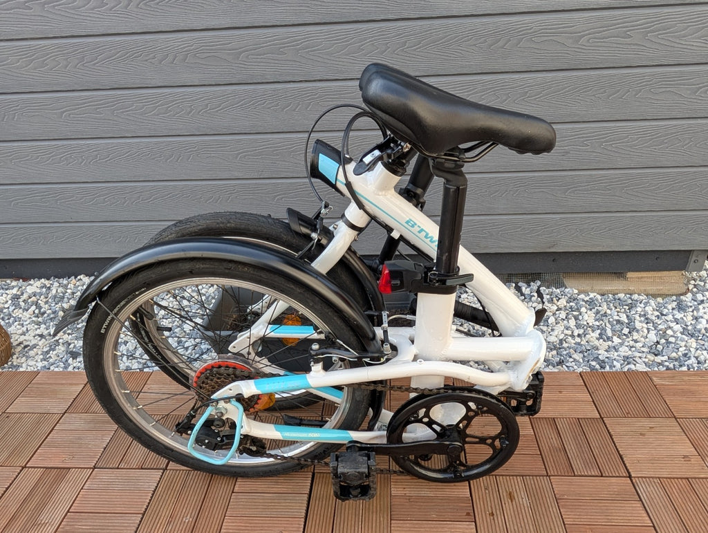 Decathlon B’TWIN Tilt 500 Folding Bike – White & Blue – Great Condition
