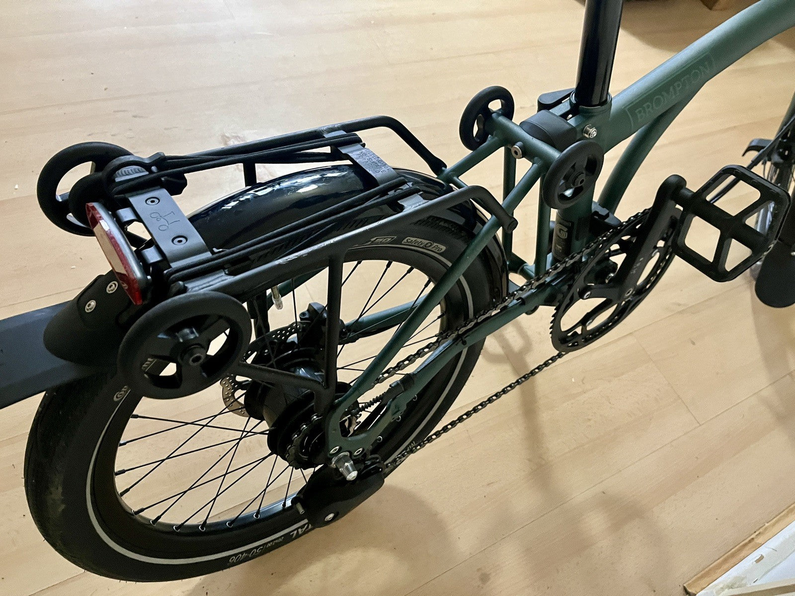Brompton G Line - Roller Rack - Forest Green - Size Medium New Model
