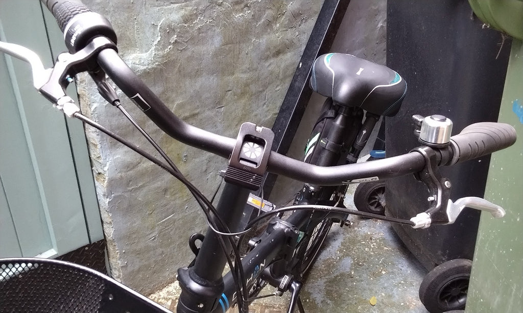 Pair of Dahoon Aluminium Folding Bicycles, 7 Speed, 20 Inch Wheel Models.