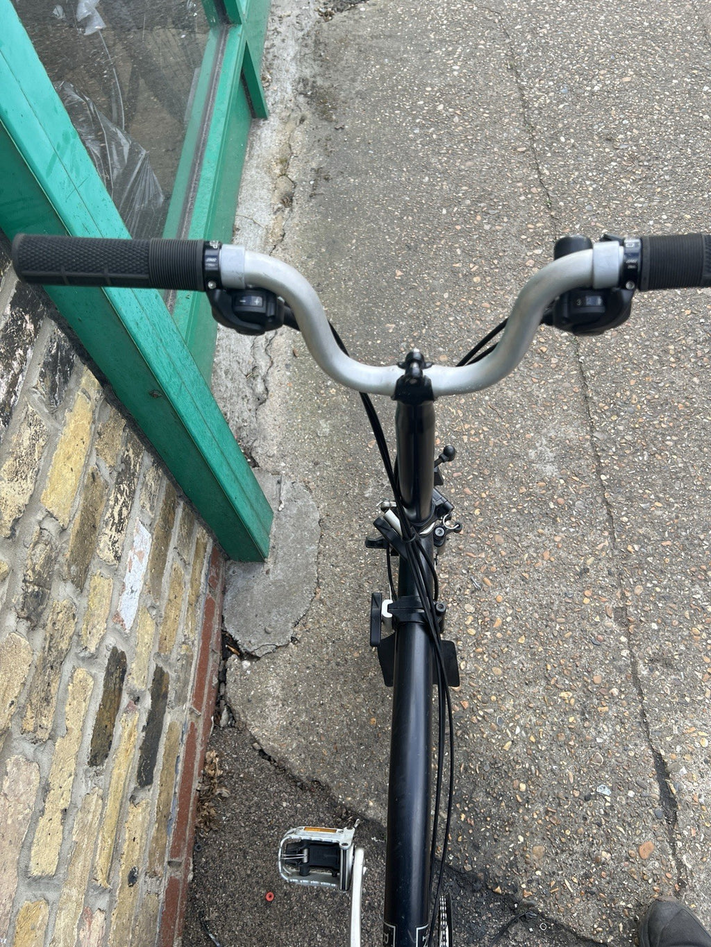 Brompton Folding Bike 6-Speed Black