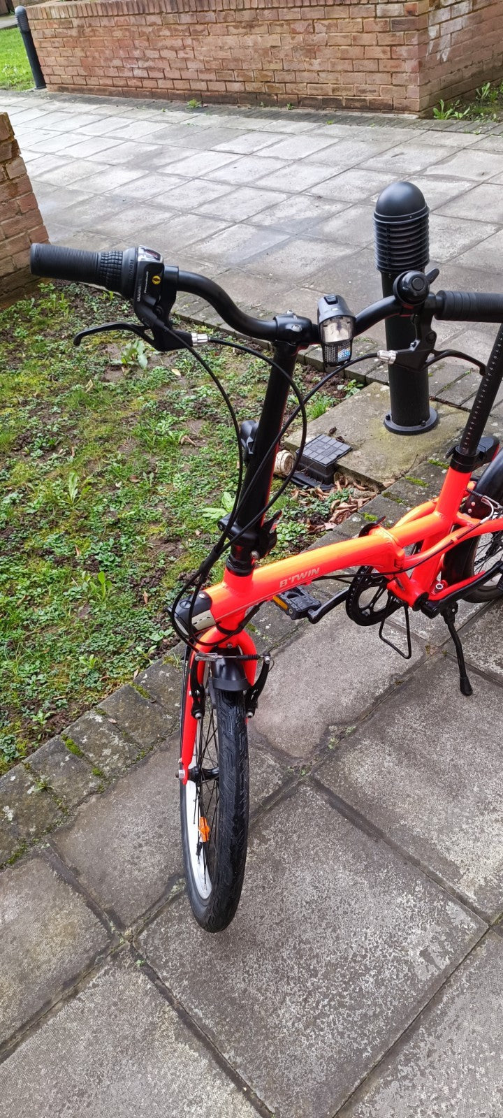 Btwin Tilt 500 Folding Bike 7-Speed Orange Good Condition