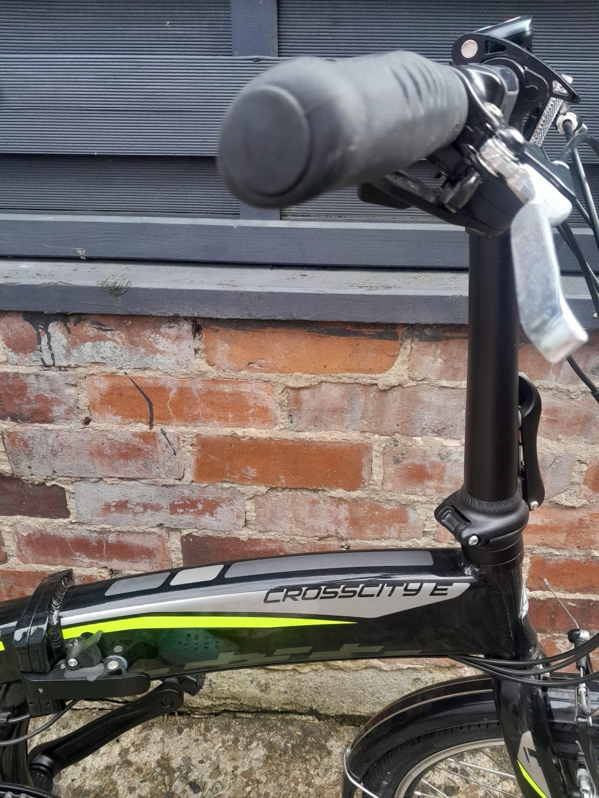Carrera Crosscity Folding Bike