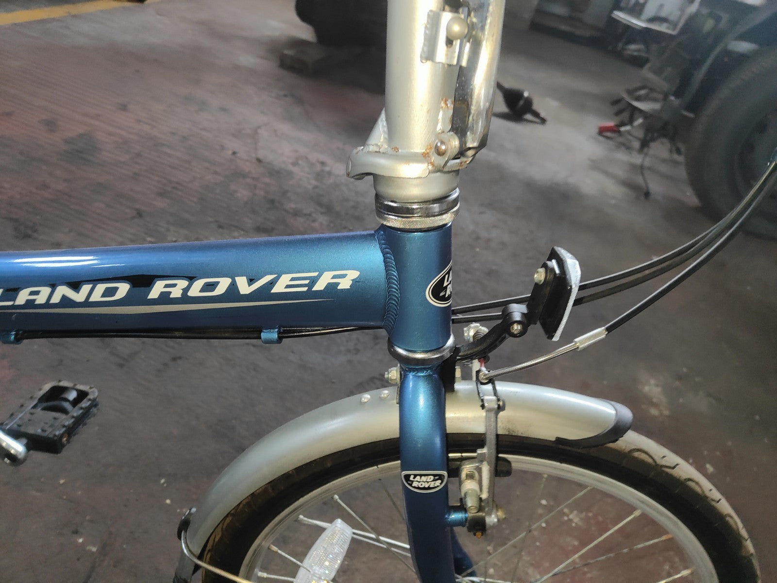 Land Rover City Lite Folding Bike 6 Speed , 7005 Aluminium Frame & Carry Bag