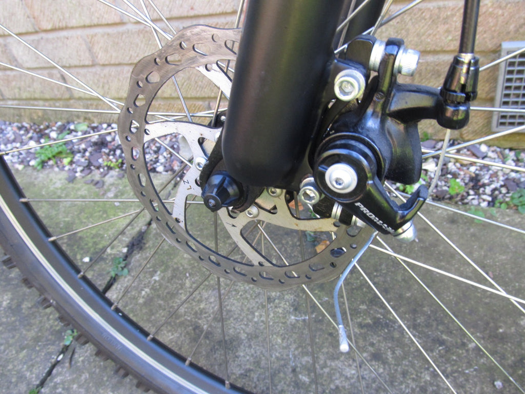 BIKE MOUNTAIN BI FOLD front  DISC BRAKES 26" WHEELS UNISEX-EXCELLENT CONDITION