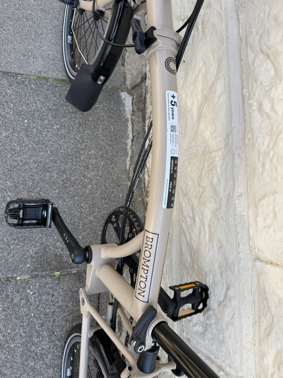 Brompton C Line Explore 2024 Folding Bike 6-Speed, Mid-Bar (Colour: Dune Sand)