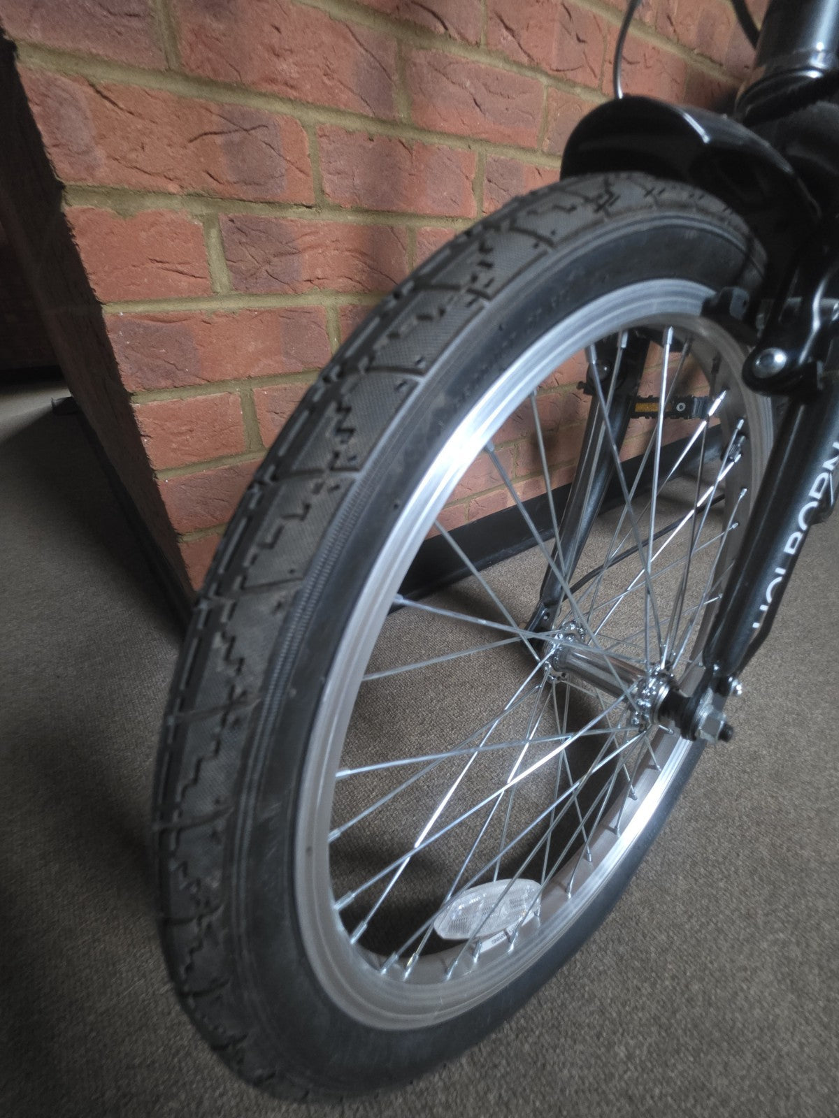 Holborn Challenge 20-inch Wheels Folding Bike  COLLECTION ONLY