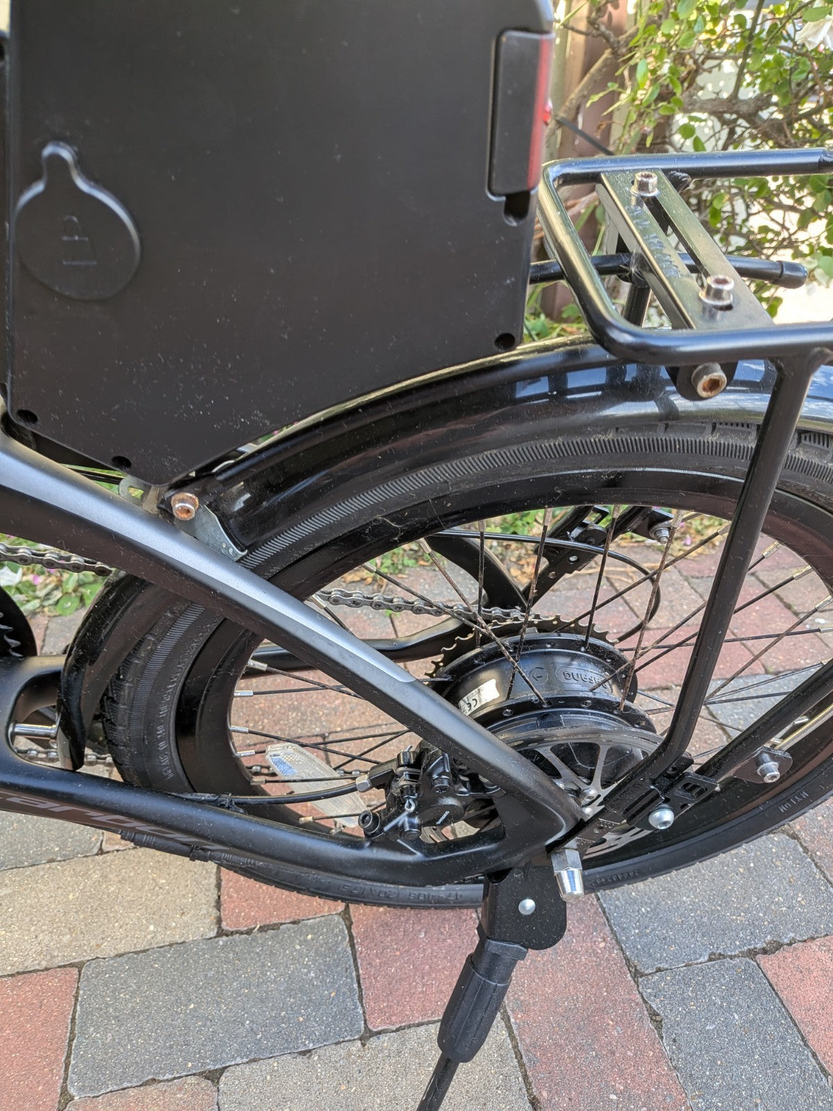 FURO 'E' Powered Folding Bike,FULL CARBON FRAME,EX-DEMO, Ridden For 9 Miles.L@@K