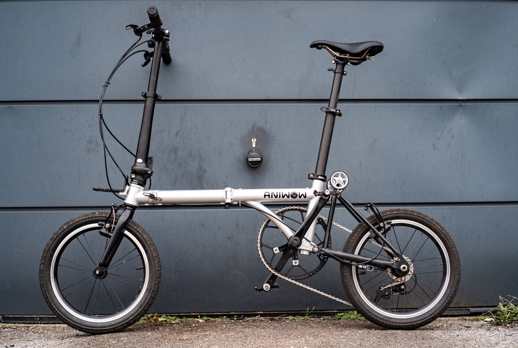 Aniwow AW16  Folding Bike 16 Inch Wheels 5 Speed Shimano, Carbon Fibre Seat Post