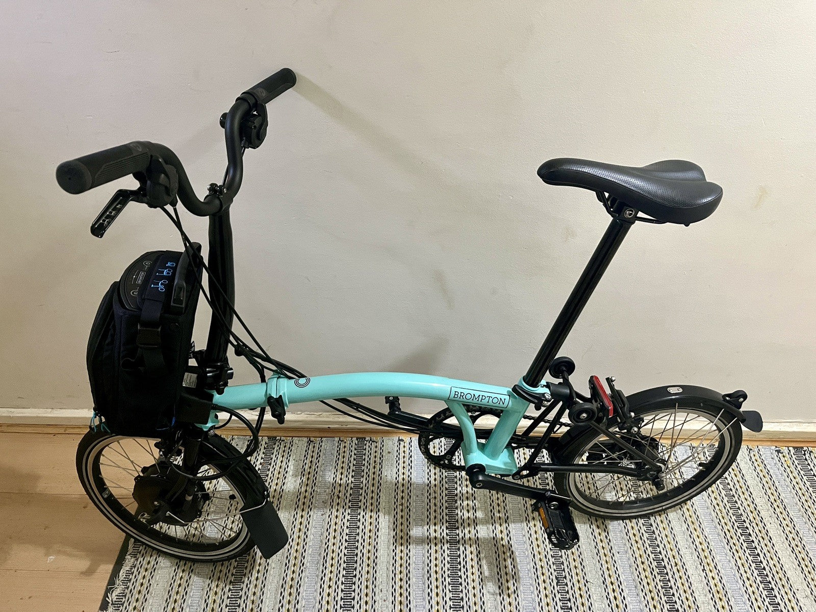 Brompton Bike 6 Speed elctr, Turkish Green, Hardly Used
