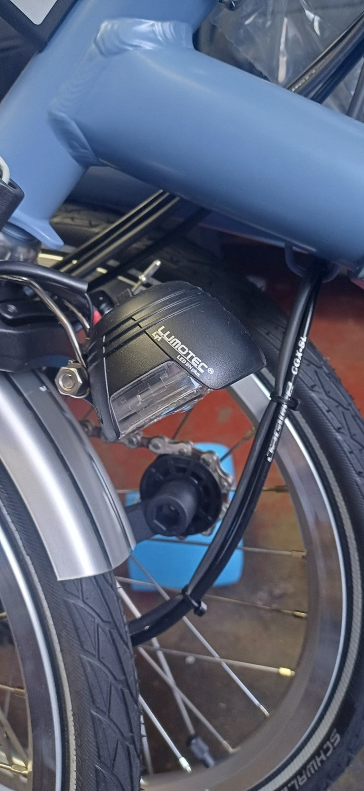 Brompton  M6L superlight cloud blue dynamo light titanium worldwide 🌐 shipping