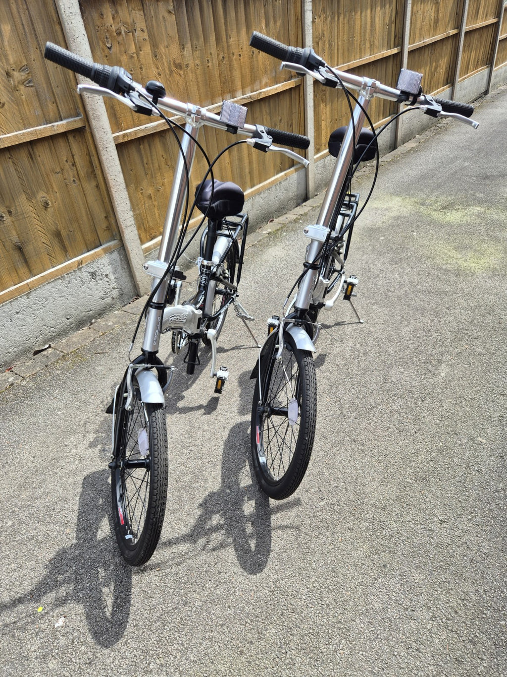 Apollo Aluminium 20in Folding Bike Silver/Black Mudguards Rear Rack V-Brakes