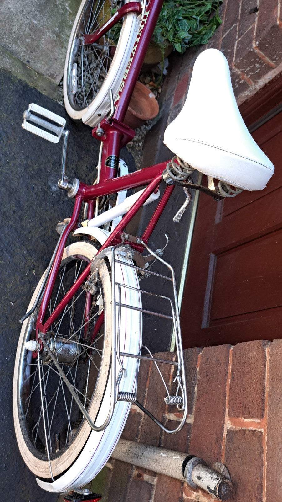 VINTAGE 3 SPEED FOLD UP BIKE