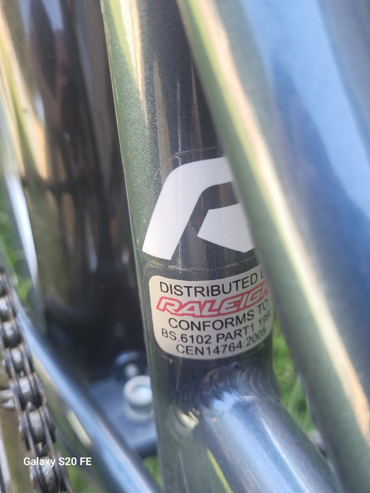Fold Up Bicycle Raleigh Foldaway Bike. Recycling project, needs service