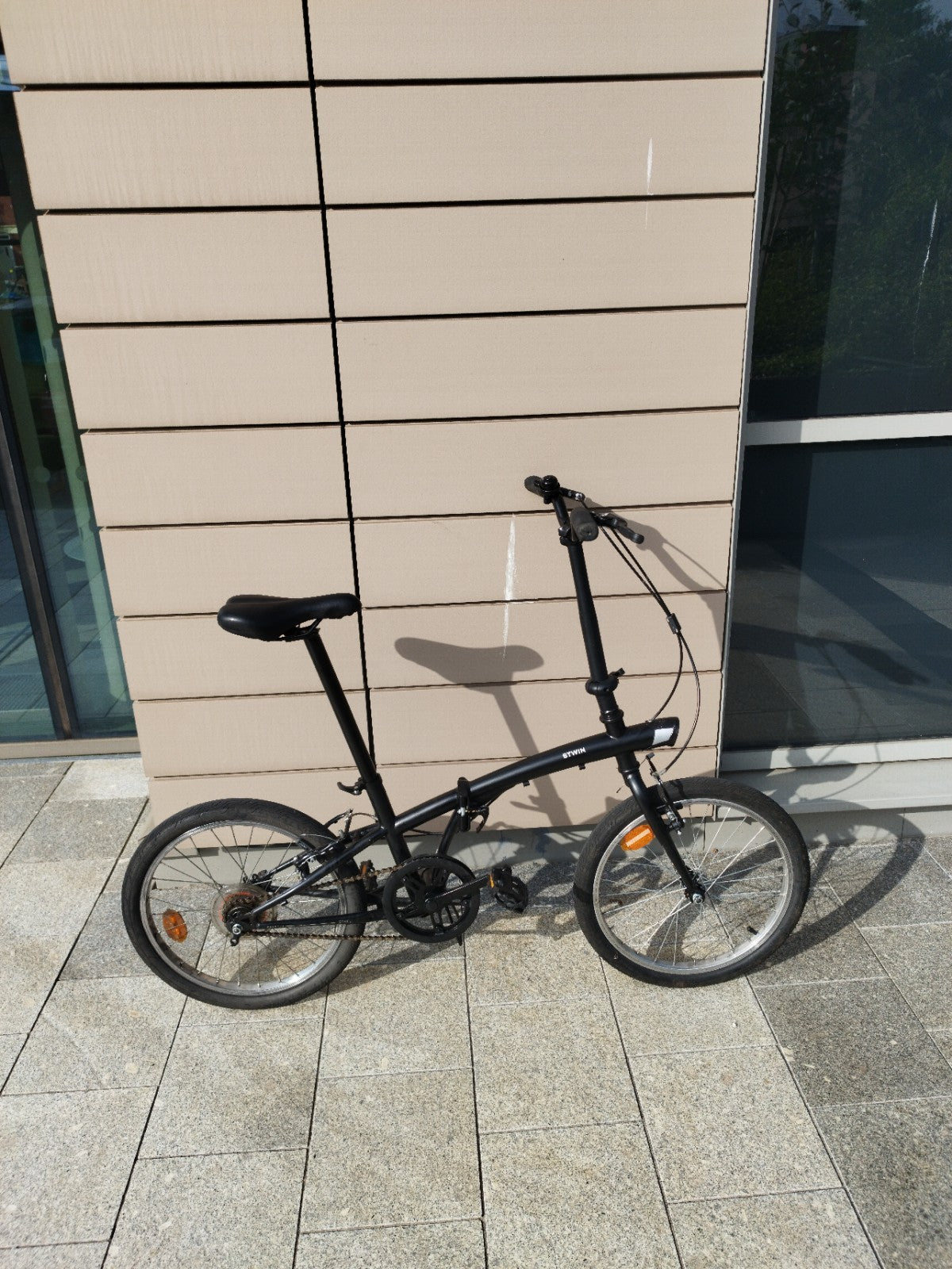 Decathlon B'Twin Folding Bike, single speed, easy to fold, space saver