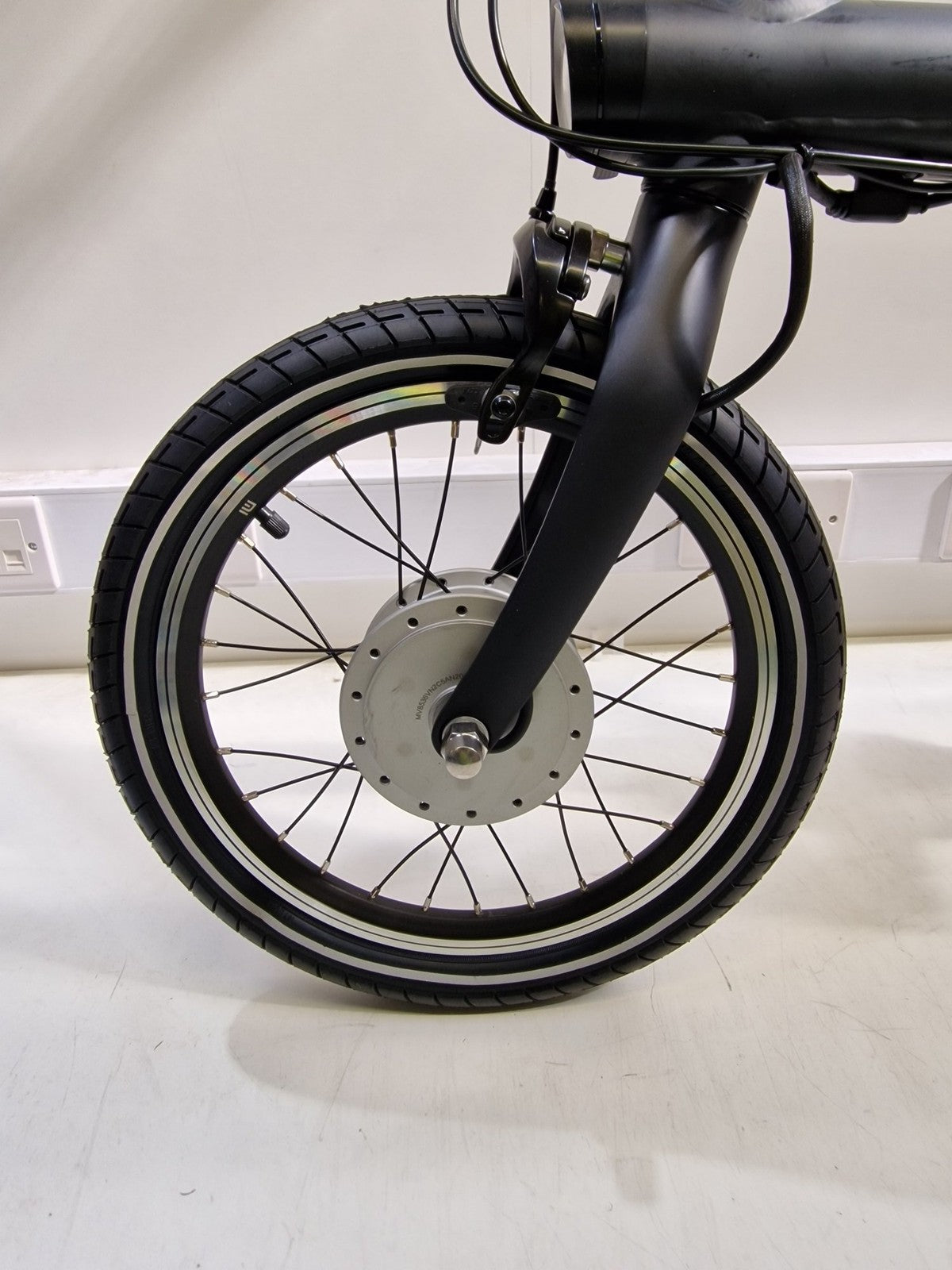 Xiaomi Smart Compact 16" Wheel TFT Display Folding Bike - Black (Scratched)