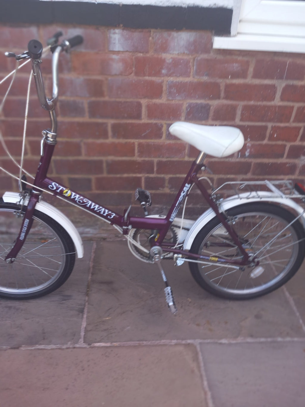 Universal Stowaway Folding Bike 3-Speed, 20" Wheels Excellent Condition