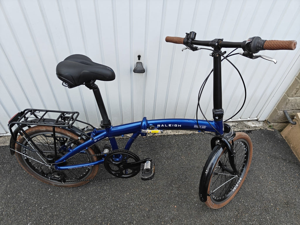 Raleigh stow-a-way Folding Bike 7 Speed
