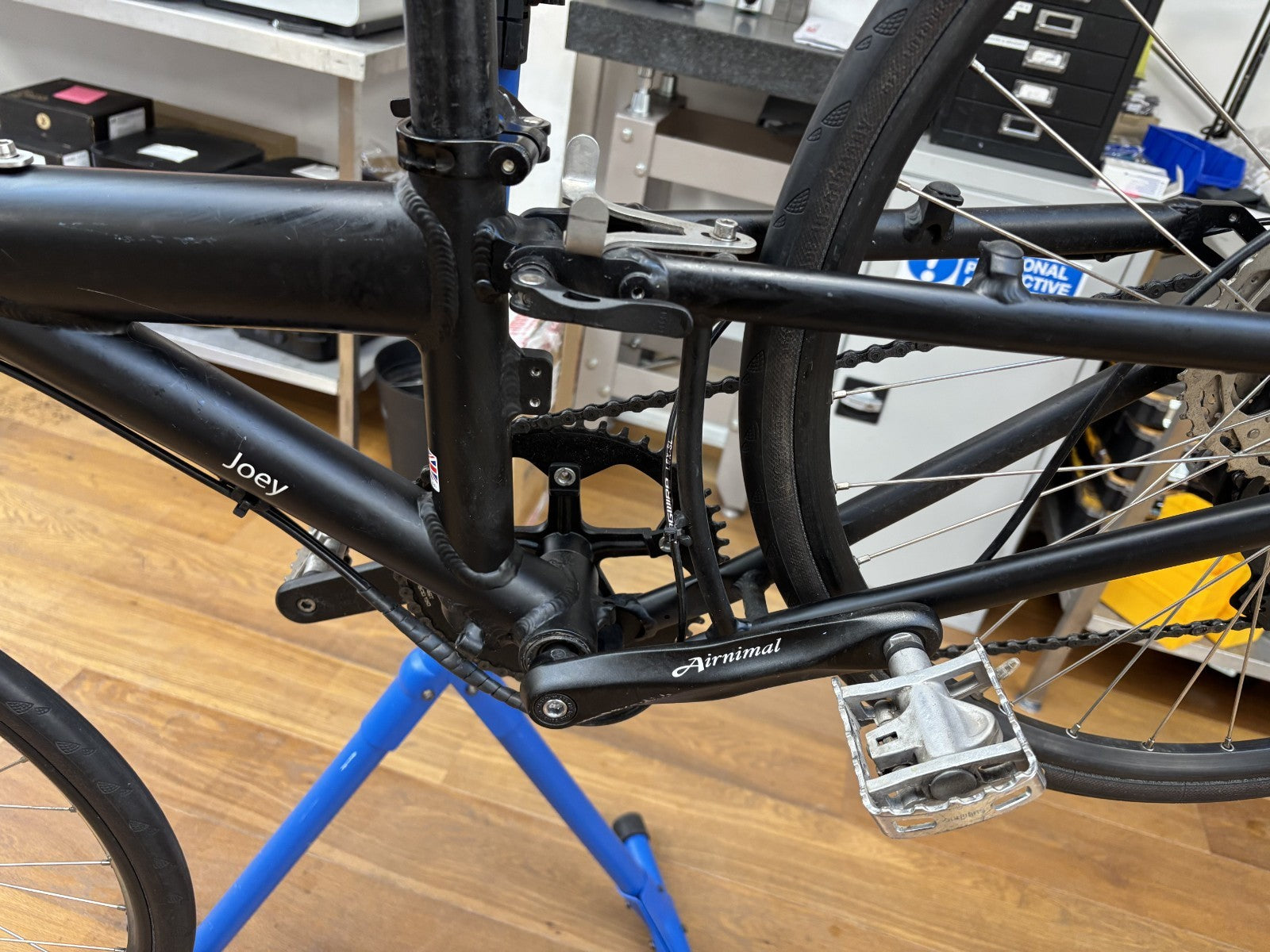 Airnimal Joey Sport folding bike - Full Shimano Deore - Dual Hydraulic Disc