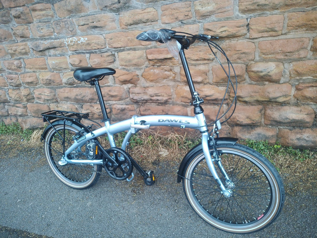 New Dawes Diamond Folding Bike 20-inch wheels - RRP £459.99