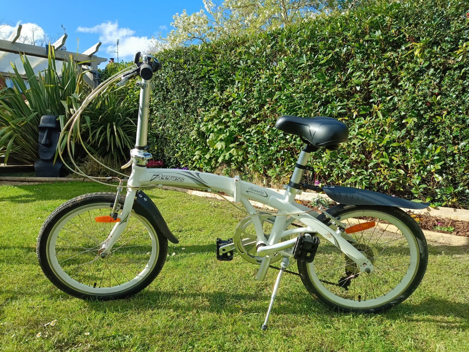 Peerless Speedy Folding Bike Unisex With 7 Gears.