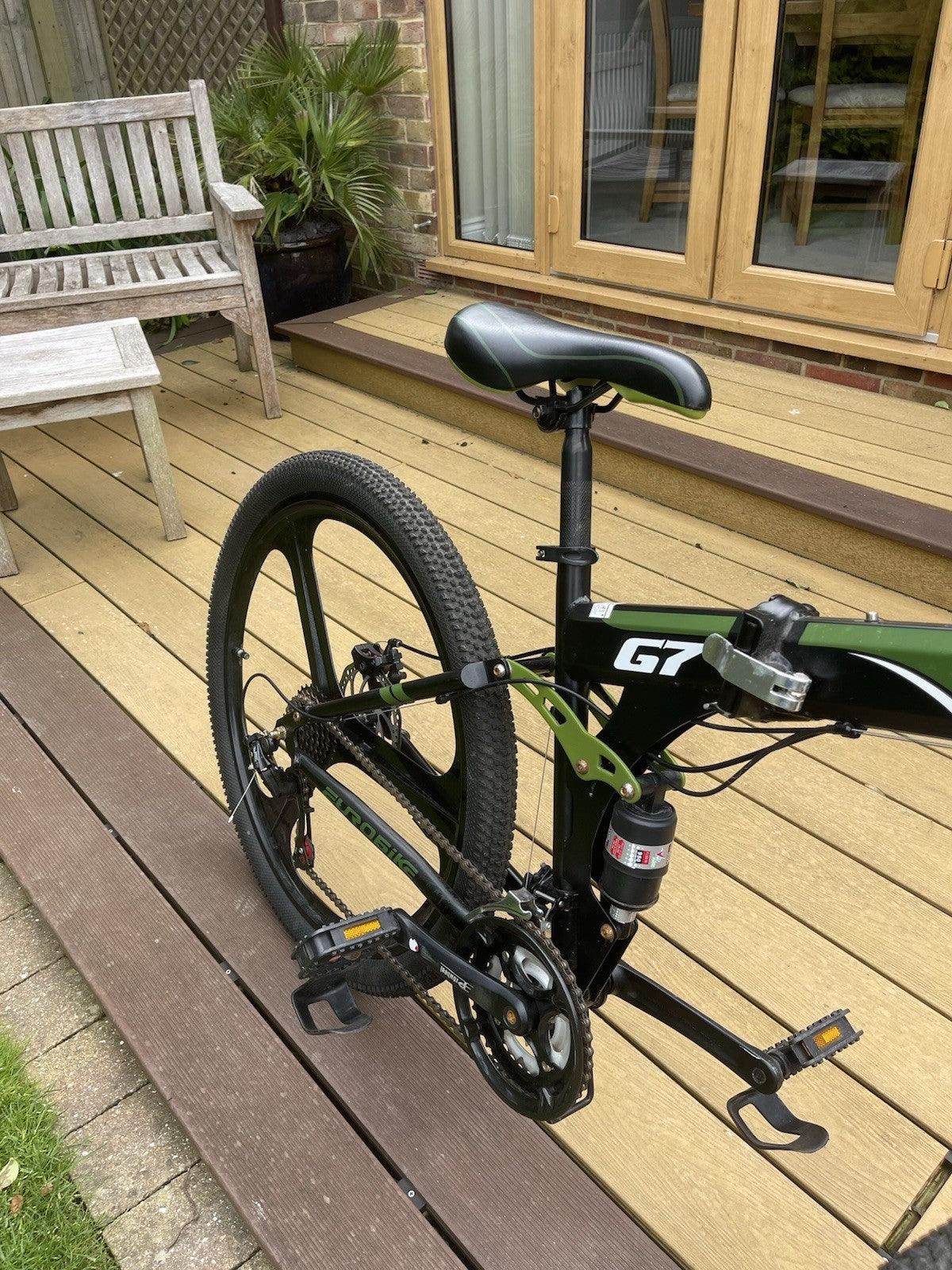 Eurobike G7 Adult Folding Bike 27.5 Inch Mountain Bike 21 Speed 27.5” Wheels