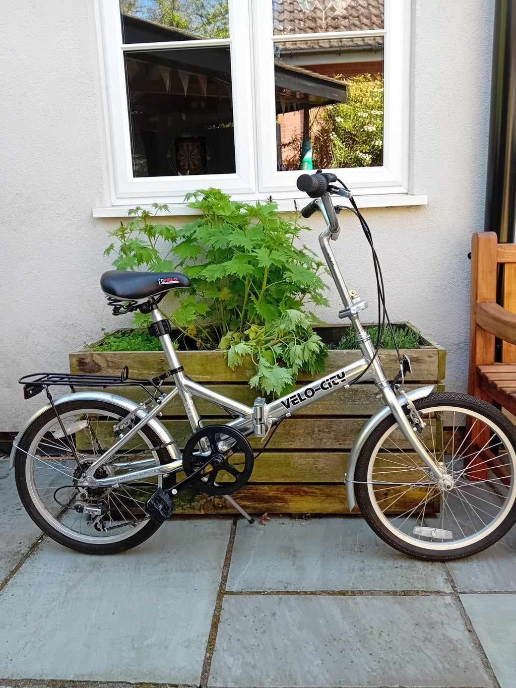 Velocity Fold-up Bike with Shimano Revo-shift 6 Speed Gears