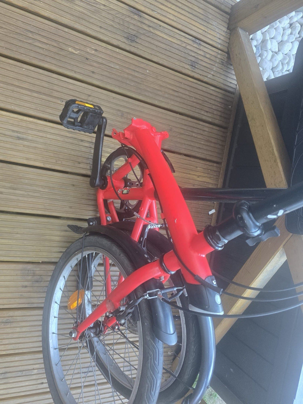 B’TWIN 20in Red Folding Bike V-Brake Mudguards Kickstand Grip Shifter