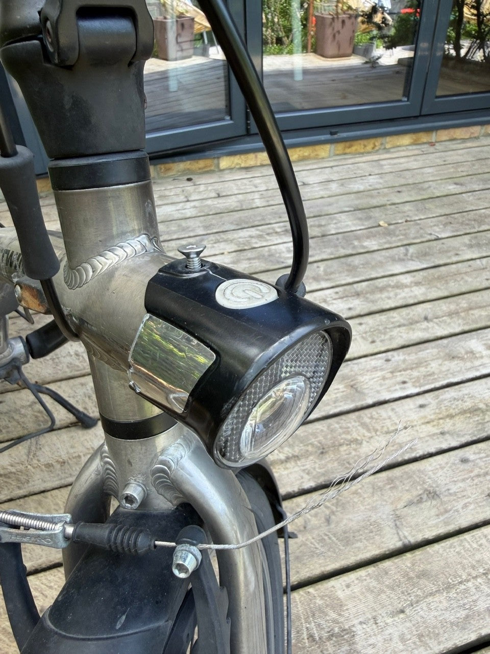 Btwin Tilt 900 Folding Bike 9 Speed - good condition