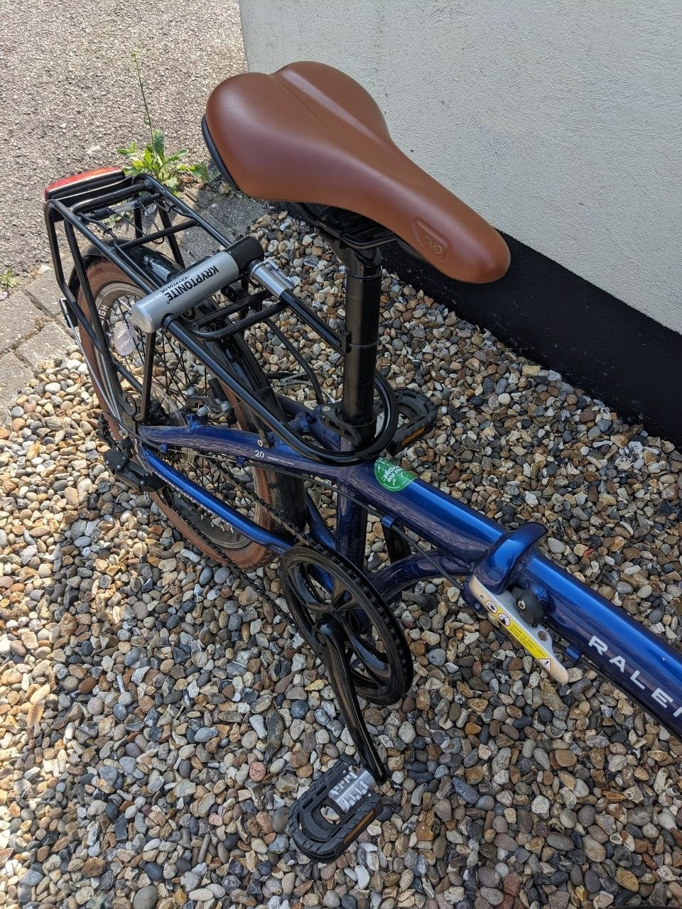 Raleigh Foldable Bike Stowaway (with a D lock and 2  LED lights)