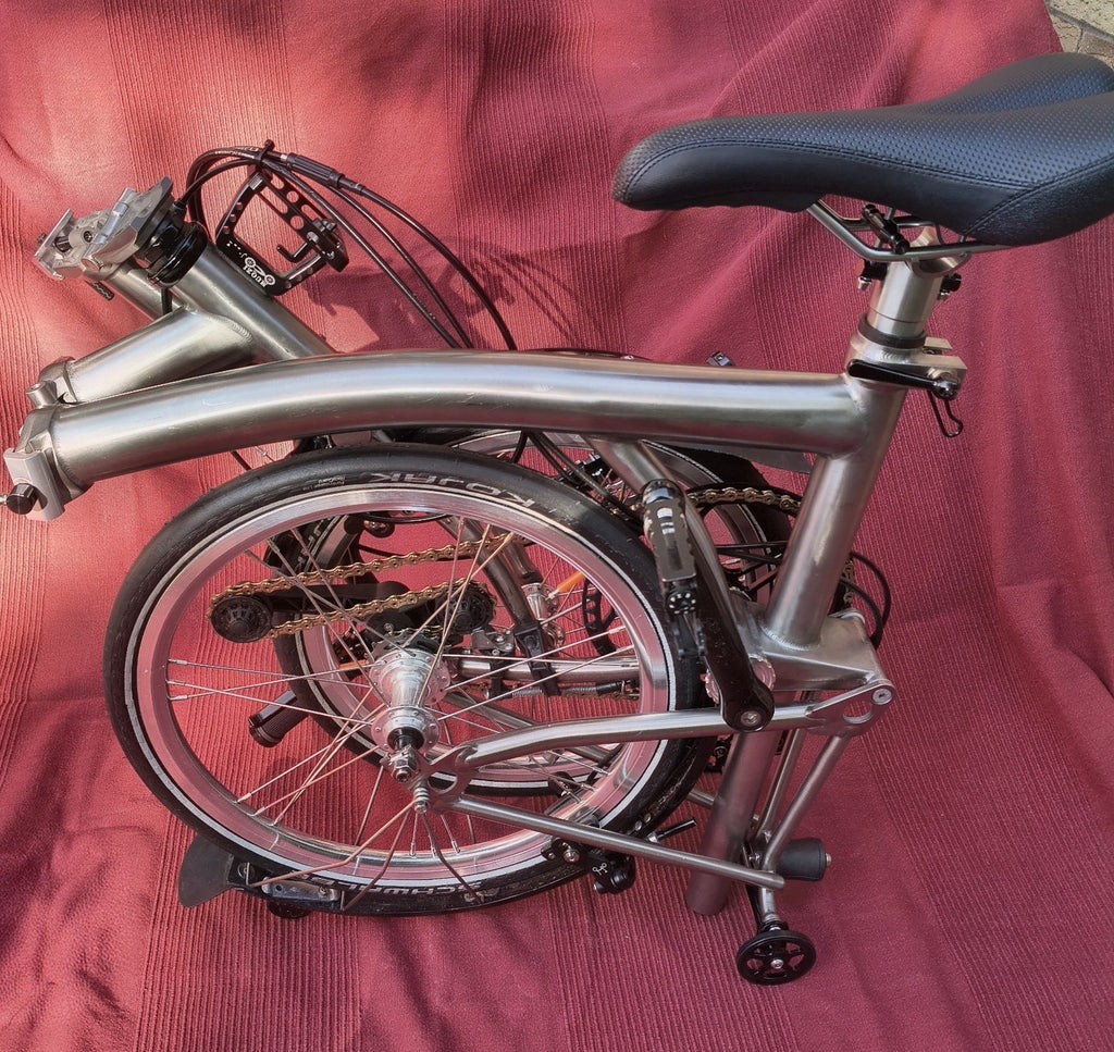 Titanium 'Brompton Style' Trifold Bike, 7.7kg, 3 Speed, Excellent Condition.