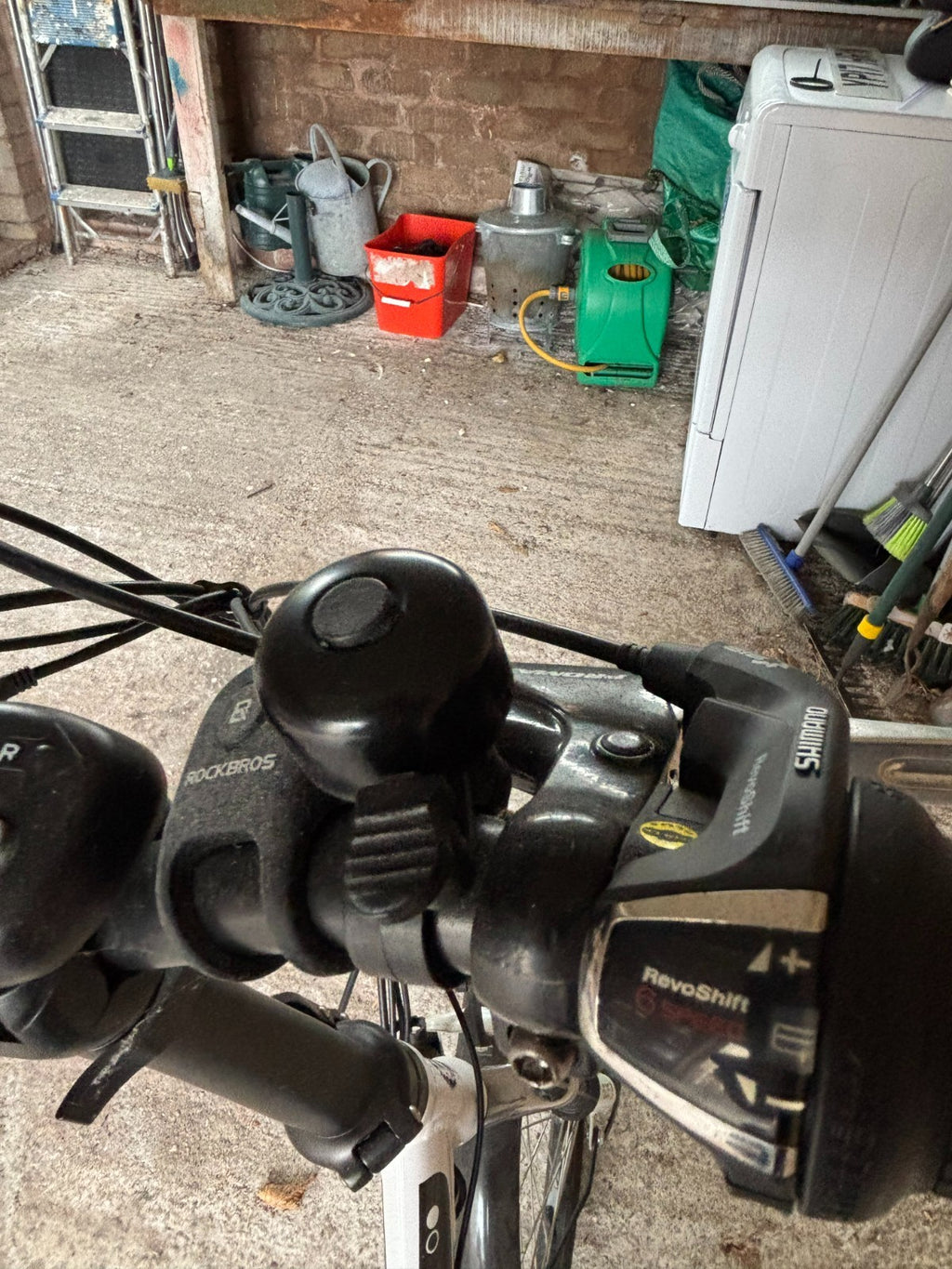 folding bicycle