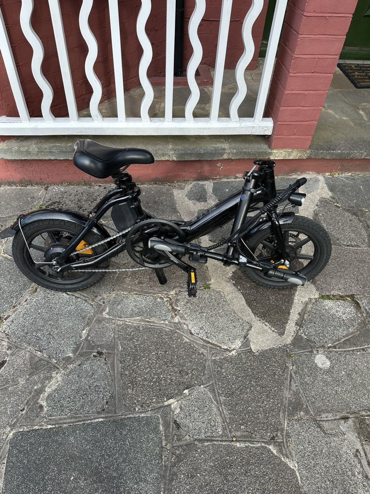 Fiido D3 Pro Mini Folding Commuter Bike — Great Condition Twist and Go
