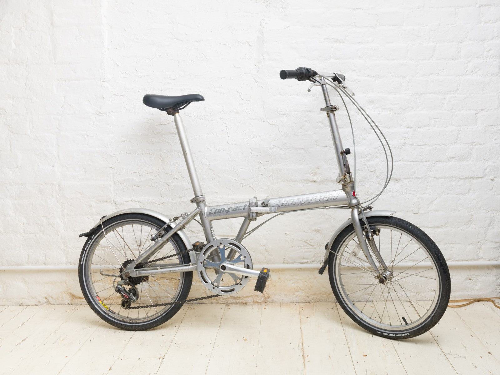 Saracen 20" wheel, 6 gear folding bicycle
