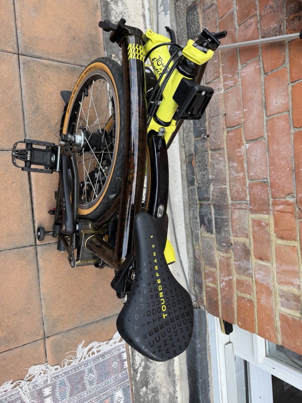 BROMPTON X TOUR DE FRANCE LIMITED EDITION C LINE 6-SPEED
