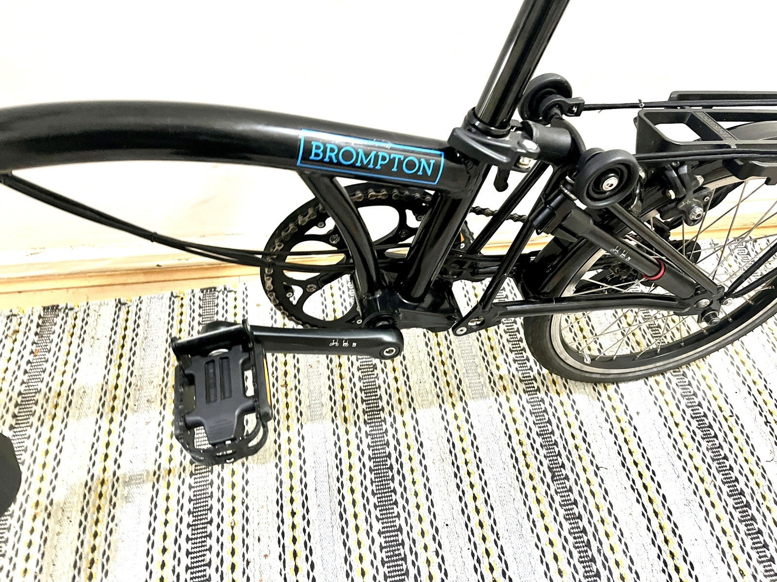 Brompton C Line elctrc Urban M2 L  Black, in excellent condition