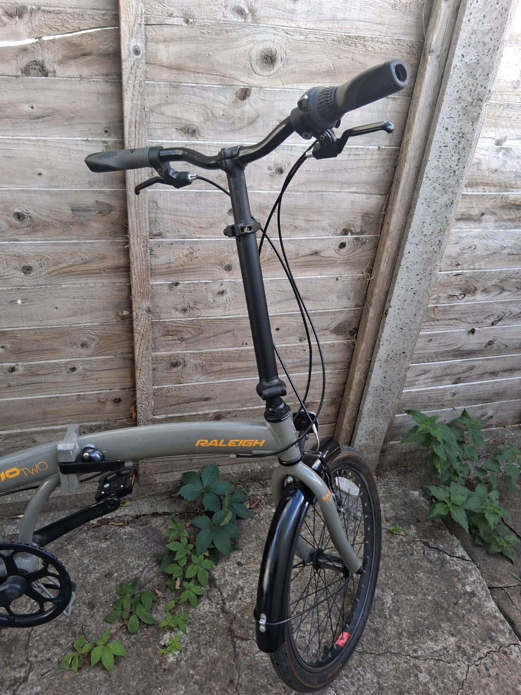 Raleigh Evo Two Folding Bike 7-speed Gears 20inch Wheels