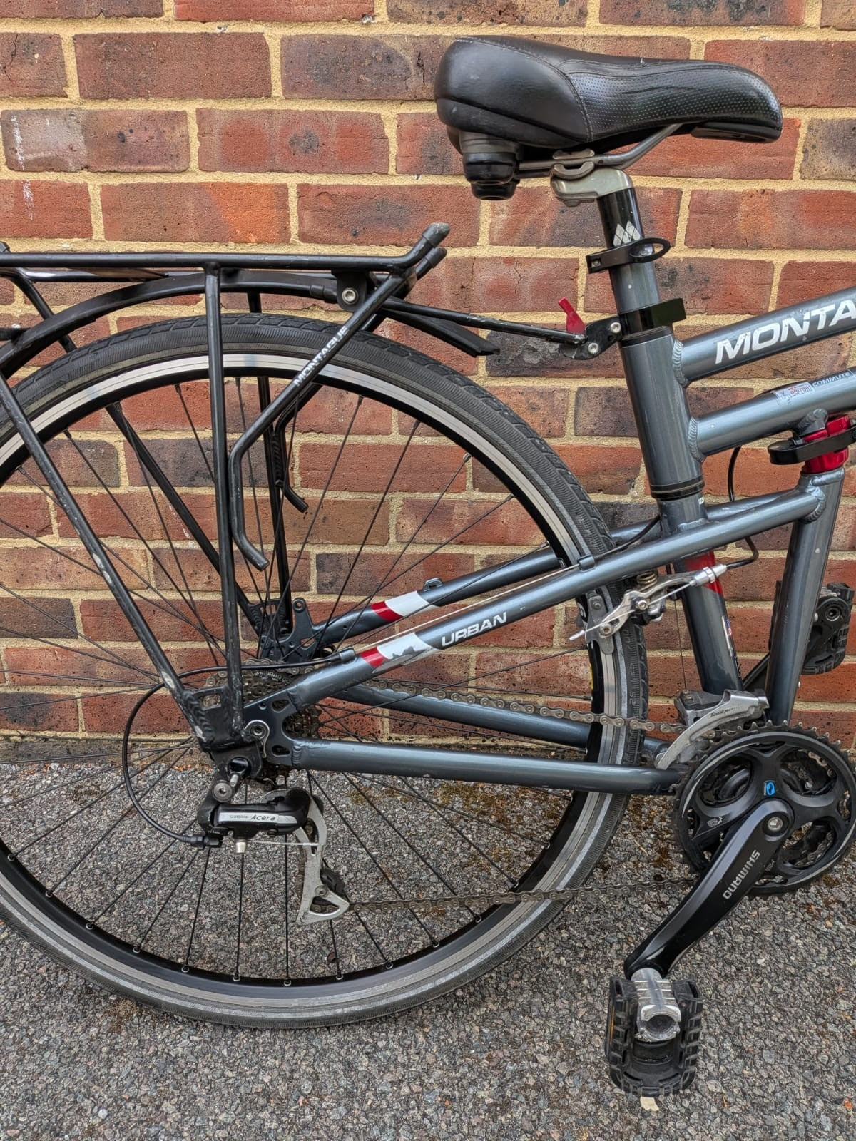 Montague Urban Full-Size Folding Hybrid Bike + Travel Bag (Broken Rear Rack)