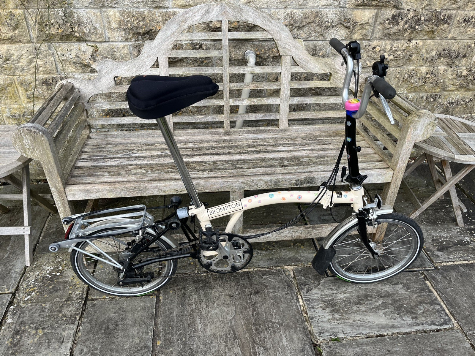 Brompton folding bike ivory 2007 very good condition with carry bag
