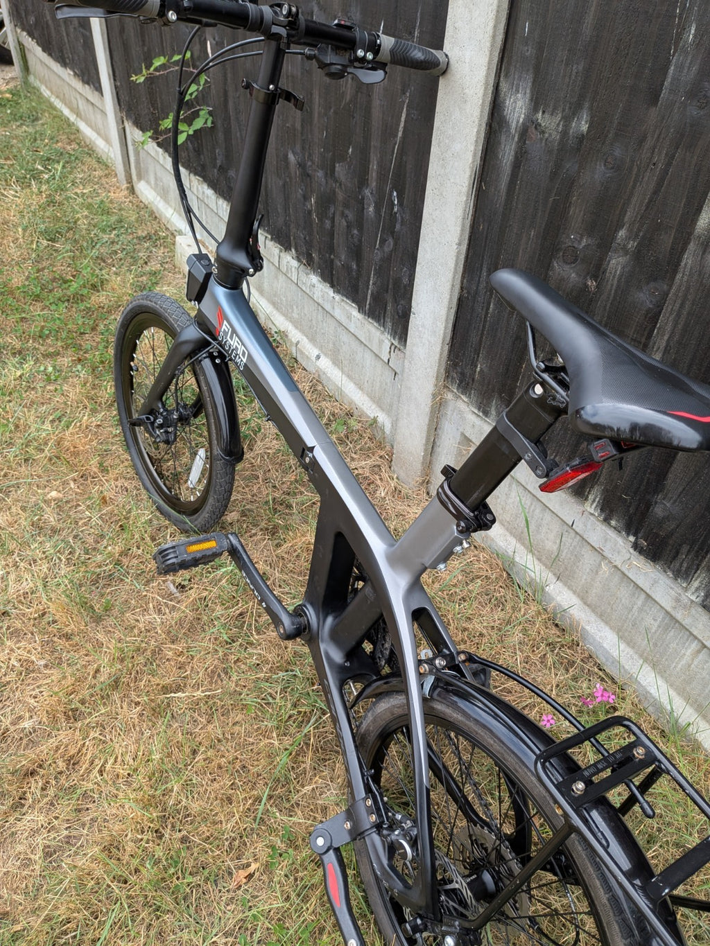 FURO Systems CARBON FRAME Folding Bike 20in 9-Speed Hydraulic Disc Brakes Rack
