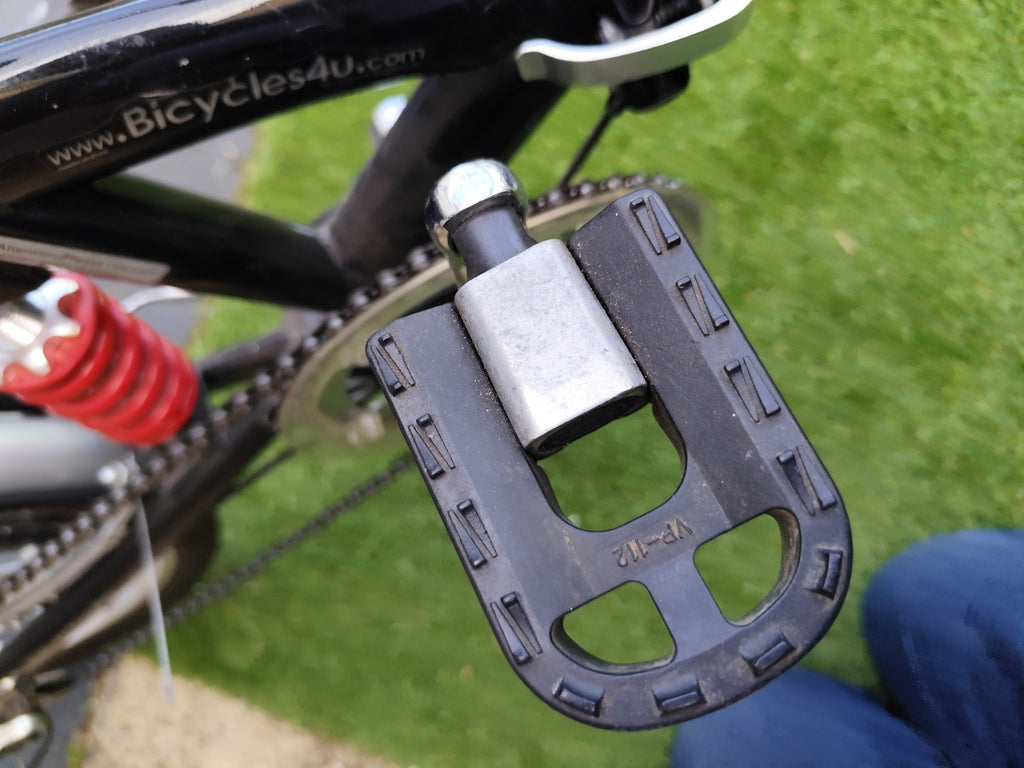 Bicycles4U folding bike .  Shimano 6 gears. See description