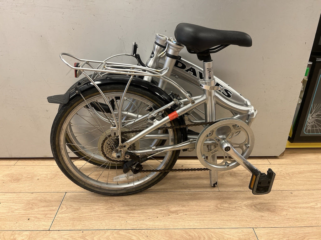 Used Dawes Kingpin Folding Lightweight Seatpost Pump Silver Traditional Bike